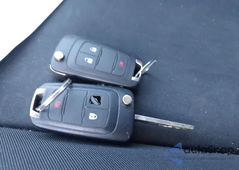 2015 Chevrolet Trax 1Ls из США, поврежденный, VIN KL7CJPSB1FB135838